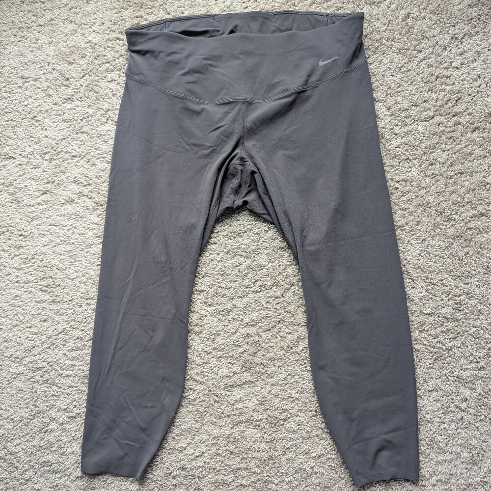 Nike Zenvy Women's Gentle-Support High-Waisted 7/8 Leggings